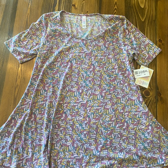 Madison women’s skirt and perfect T New With Tags! Women’s size extra small. - Picture 2 of 6